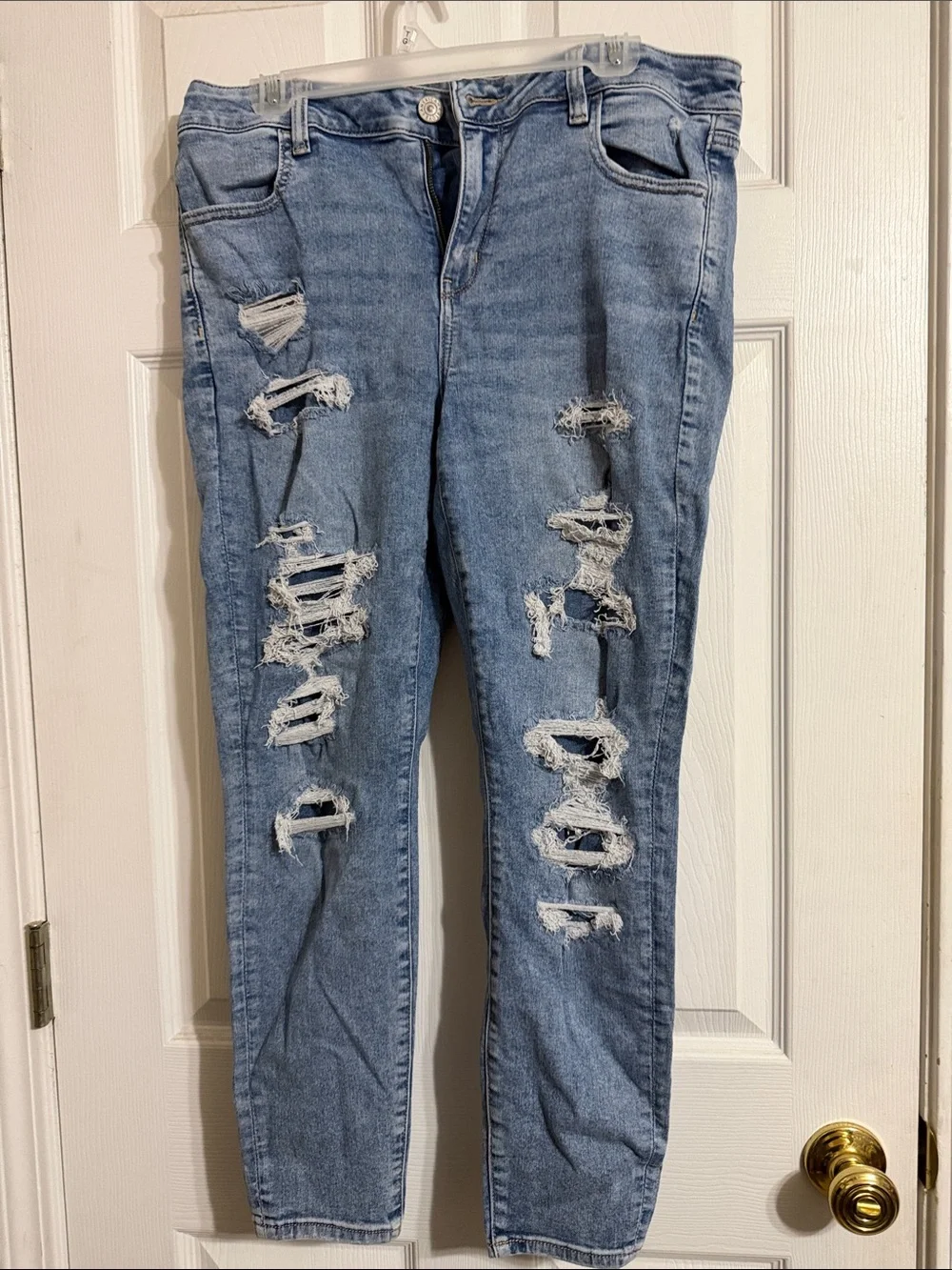 American Eagle Outfitters Light Blue Denim Jeans (Next Level Stretch)